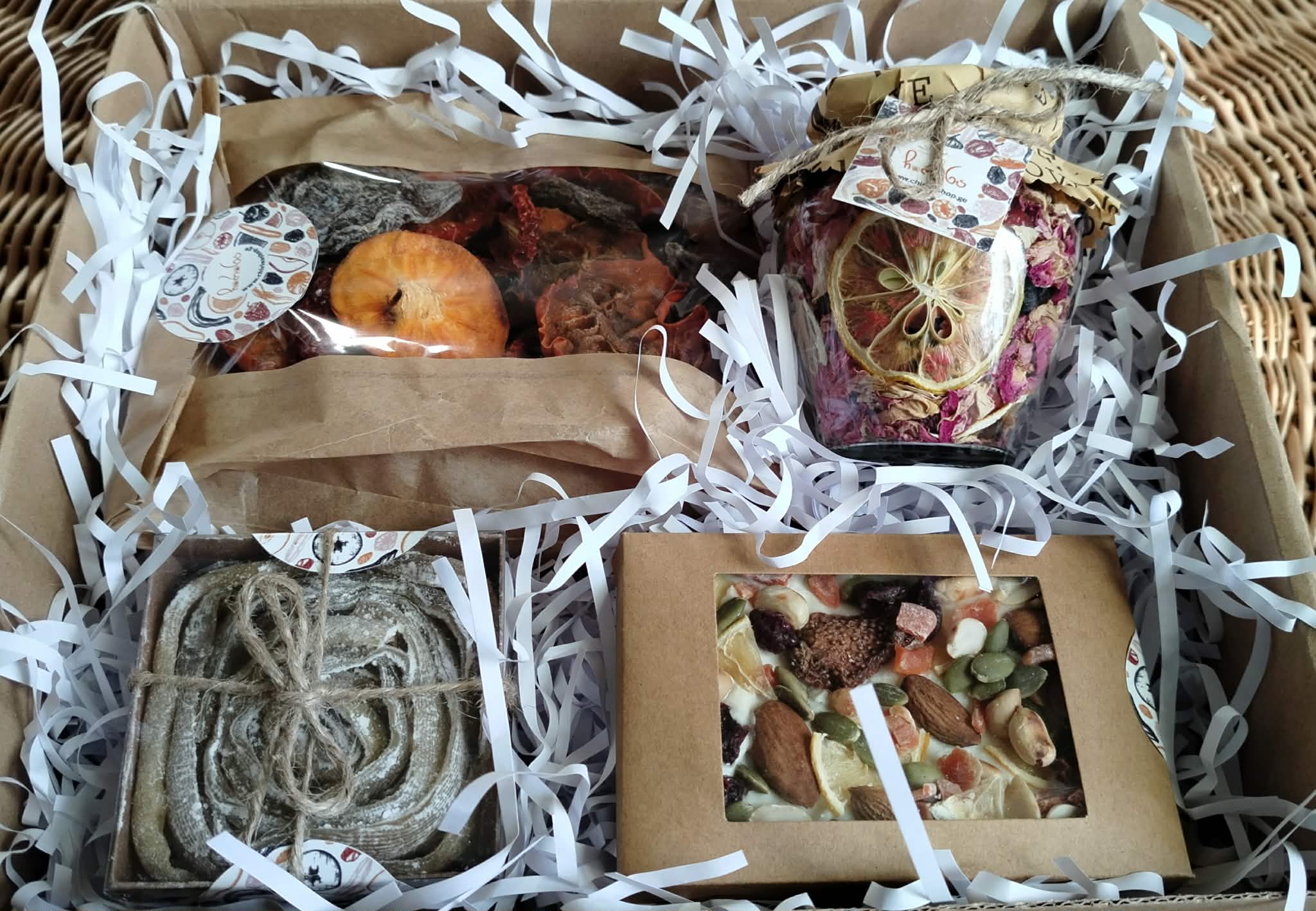 სასაჩუქრე ნაკრები